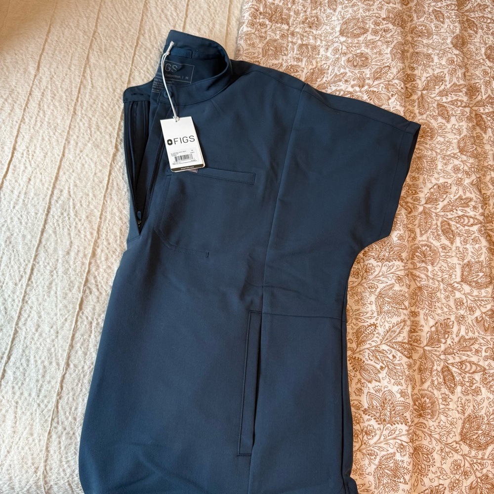 Women’s Figs Montex Scrub Top, Dark Harbour